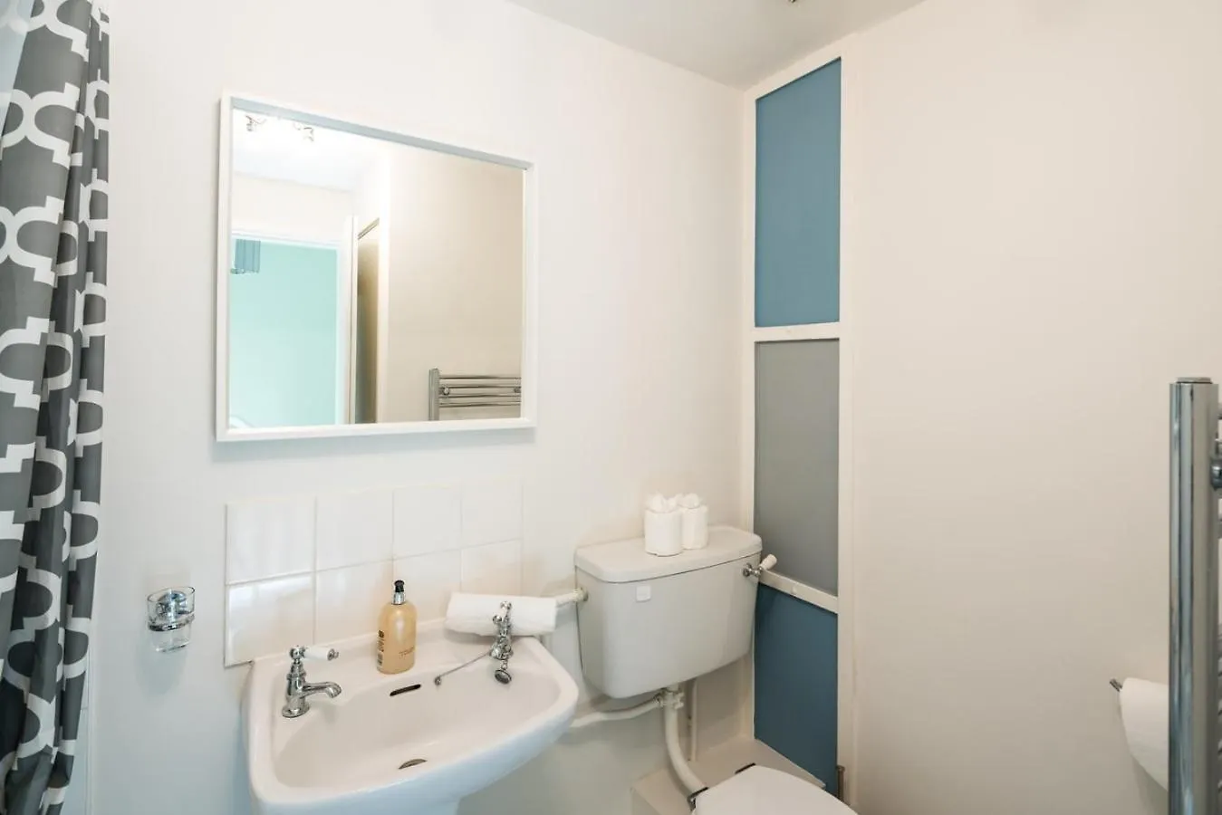 別荘 Fantastic Stay In Canary Wharf - 2 Bedrooms ロンドン