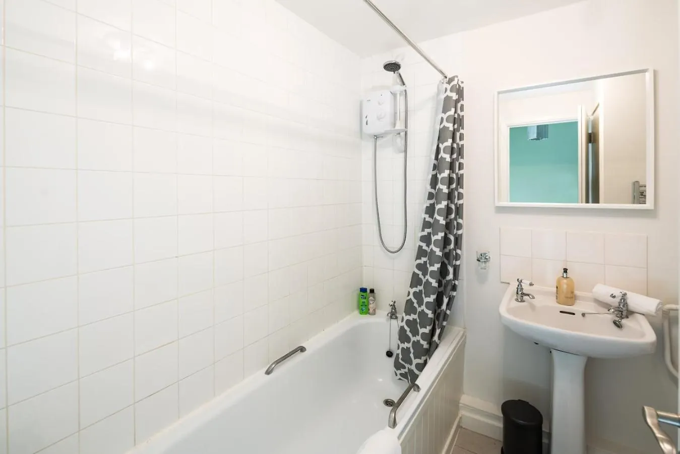 Fantastic Stay In Canary Wharf - 2 Bedrooms ロンドン イギリス